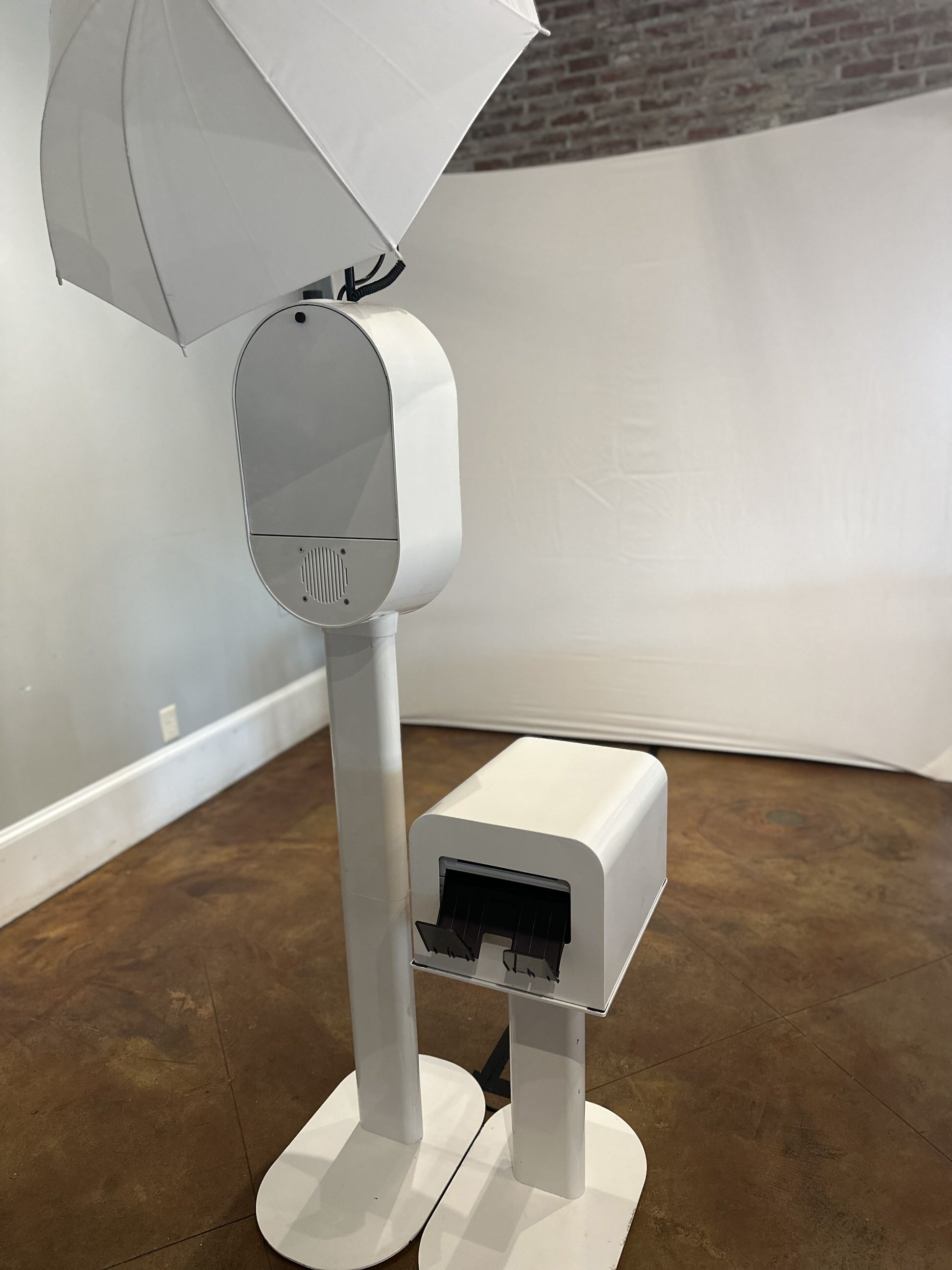 What Time Will You Set Up? | New Iberia Photo Booth | Ohh Snap